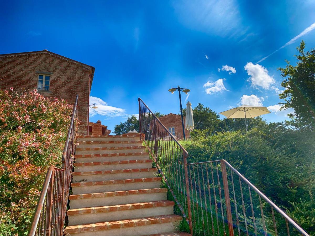 Casale Cardini Guest House Фояно дела Киана Екстериор снимка