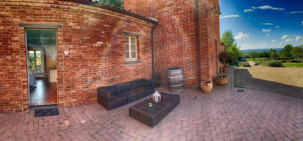 Casale Cardini Guest House Фояно дела Киана Екстериор снимка