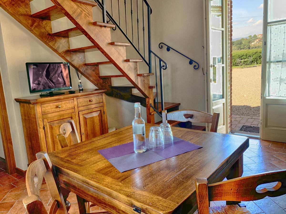 Casale Cardini Guest House Фояно дела Киана Екстериор снимка