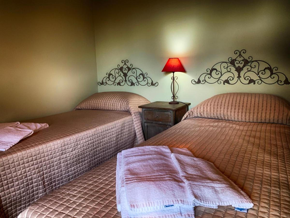 Casale Cardini Guest House Фояно дела Киана Екстериор снимка